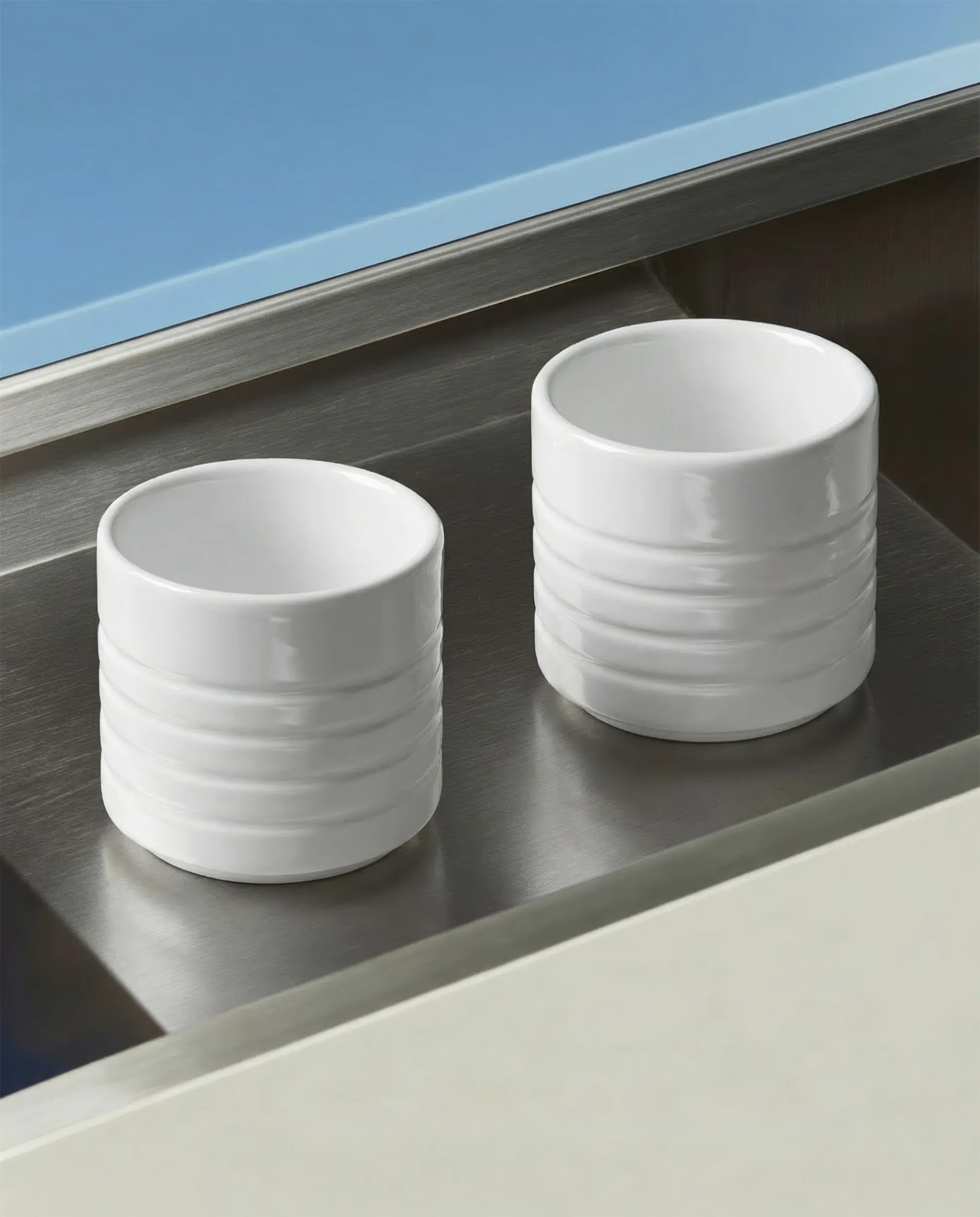 Набор фарфоровой посуды "В лучах Пресни"