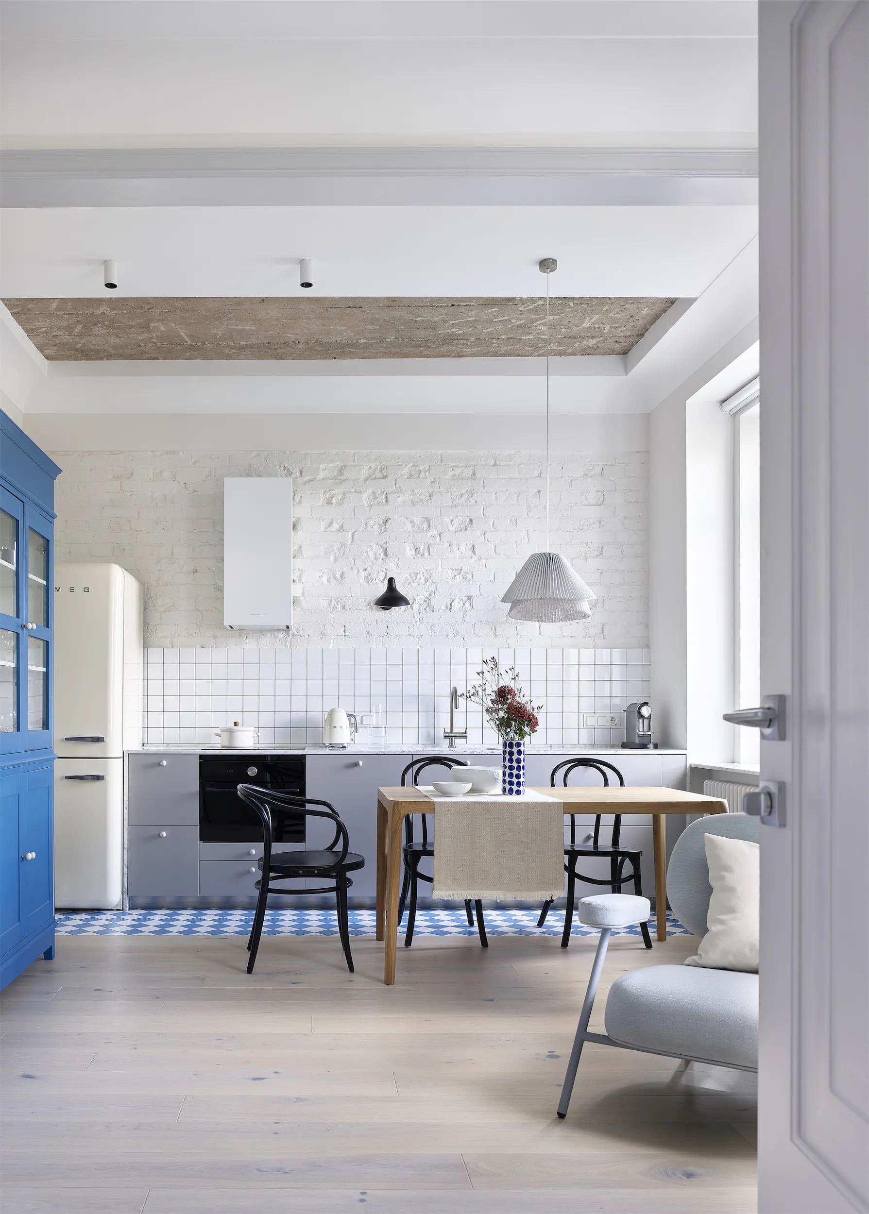 Квартира в историческом доме на Чистых прудах