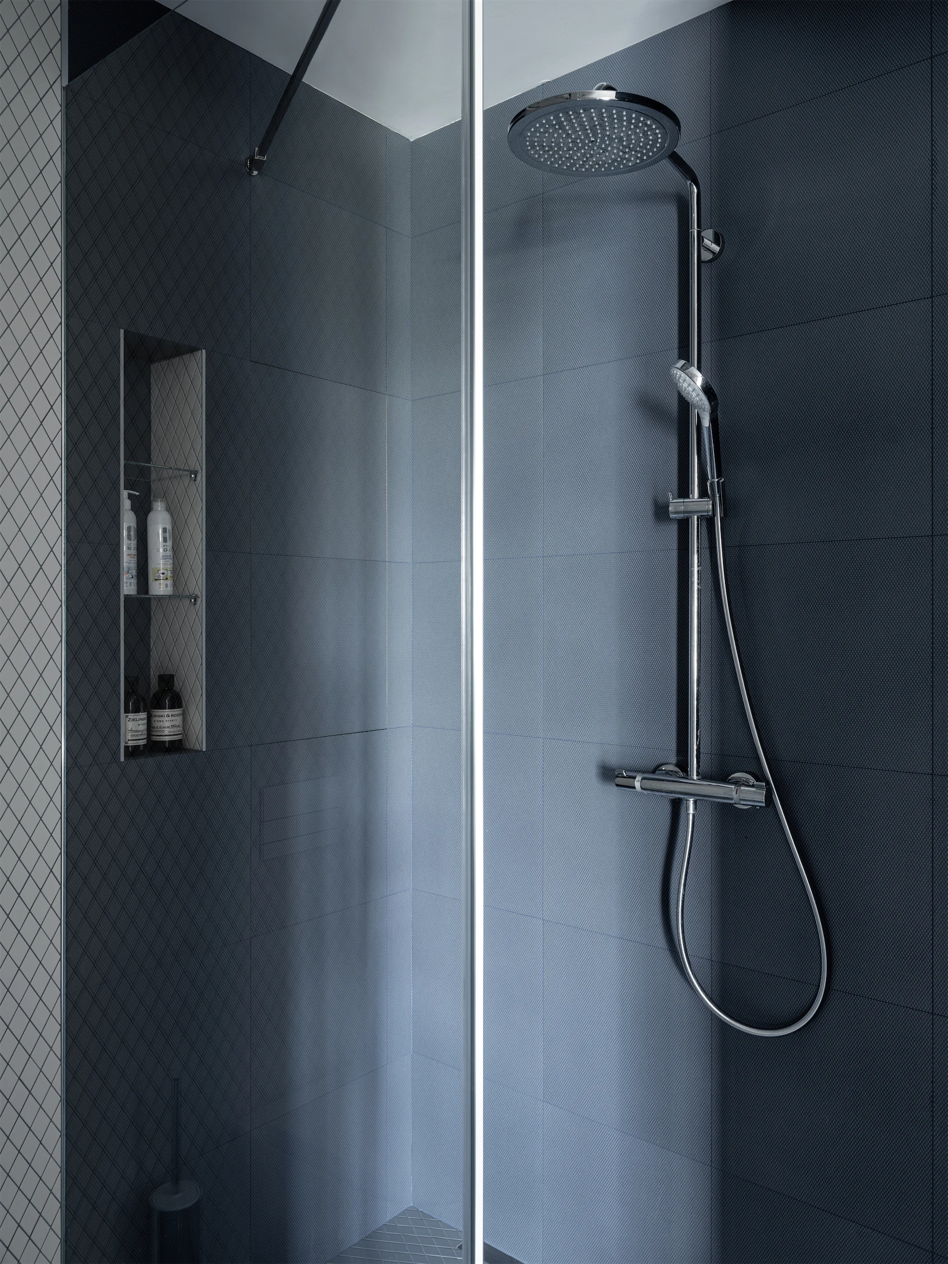 Угловая квартира 150 м² для семьи с двумя детьми 12